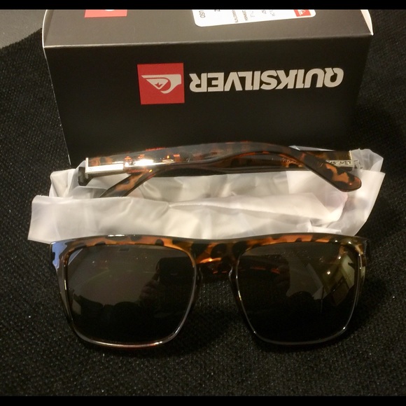 New Quiksilver Tiger Print - Picture 3 of 4